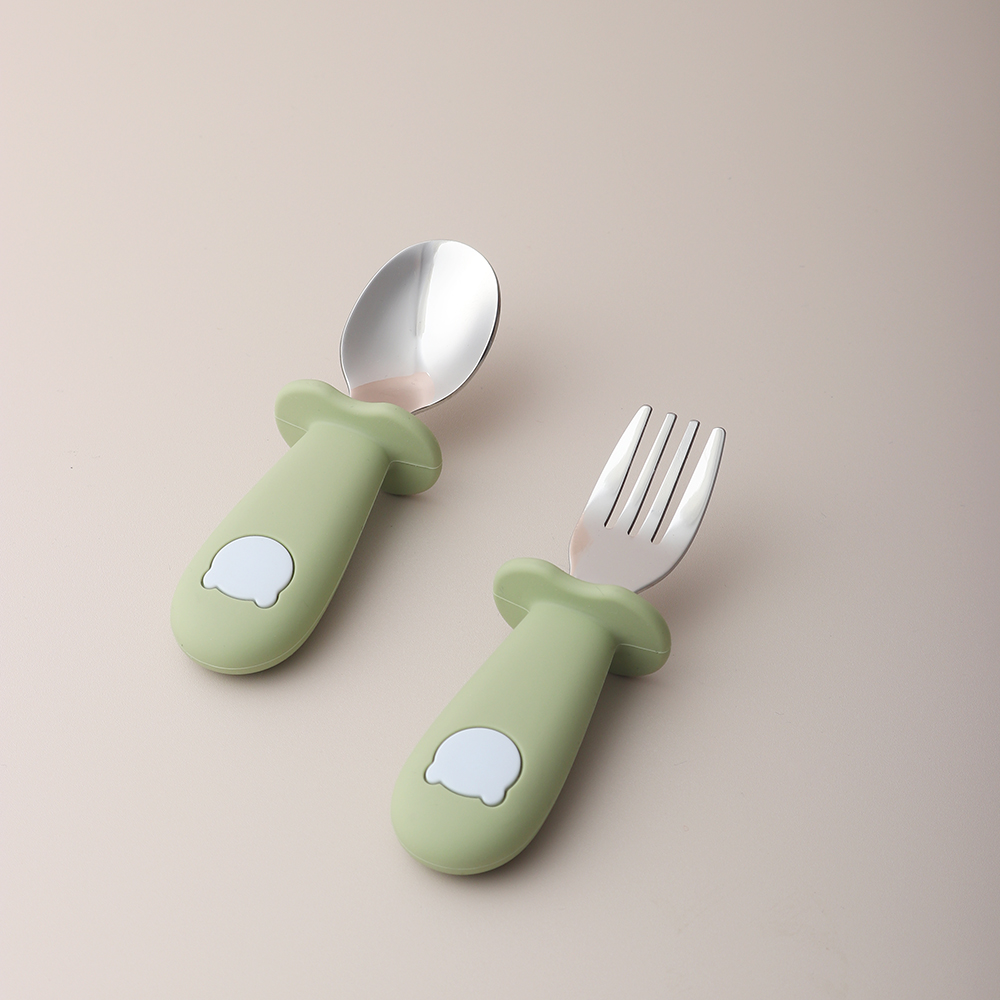 Baby Panda Shape Silicone Spoo - Baby Food Lunch 评论和价格
